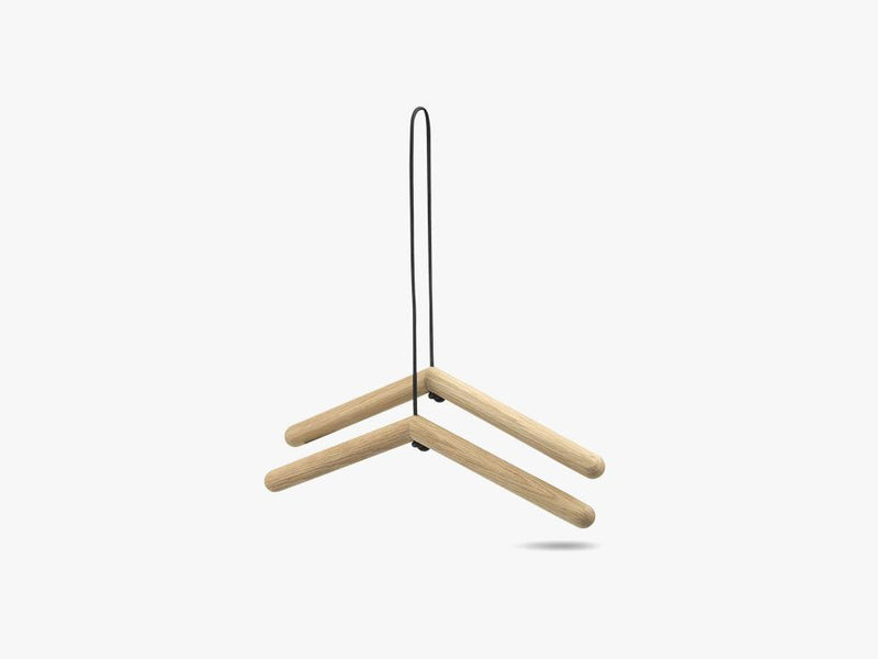 Georg Hangers w/Leather, Oak