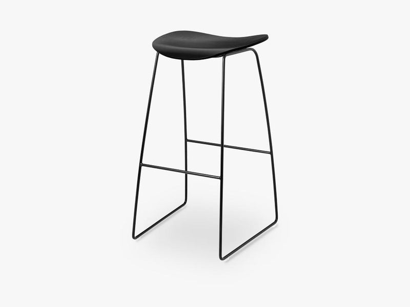 2D Bar Stool - Un-upholstered - 75 cm Sledge Black base, Black Stained Birch shell