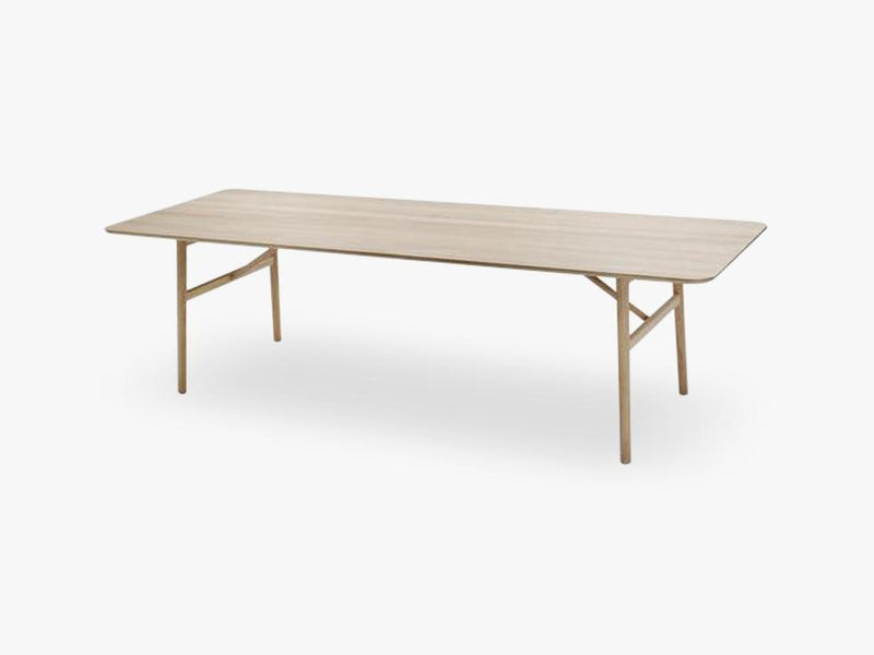 Hven Table 260 , Oak/Oil