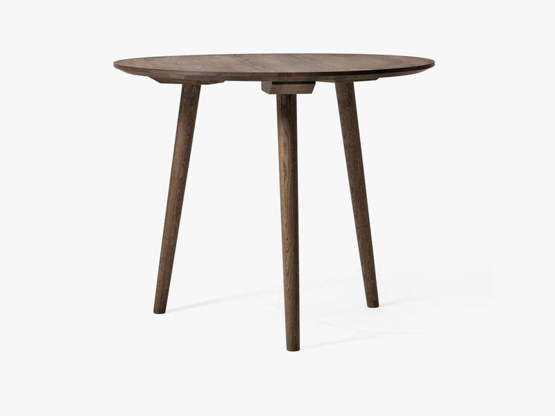 In Between Table - SK3 - Ø90cm, smoked oak