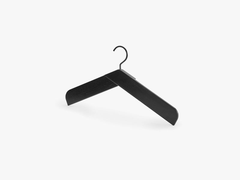 Collar Hanger, Black Oak