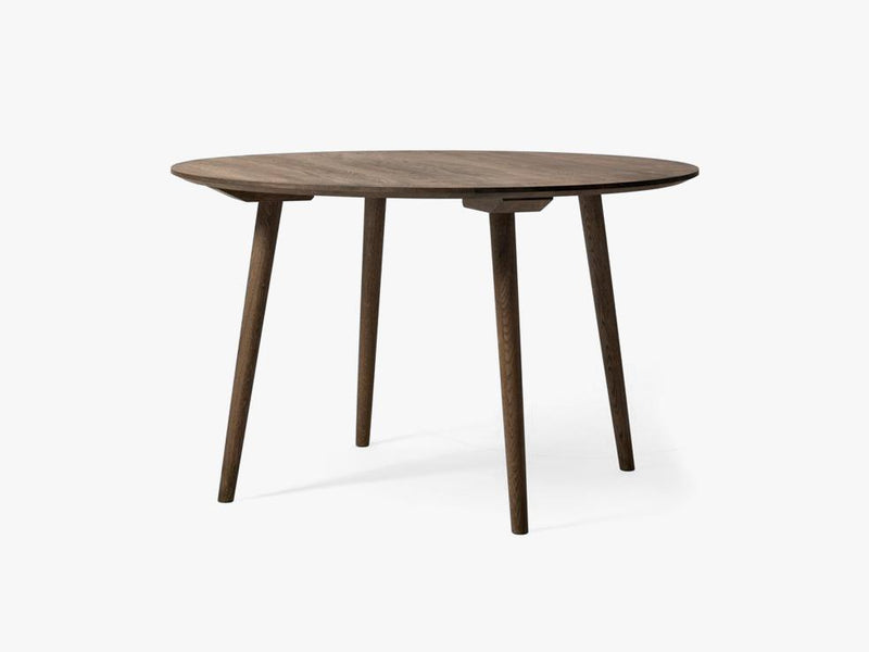 In Between Table - SK4 - Ø120cm, smoked oak