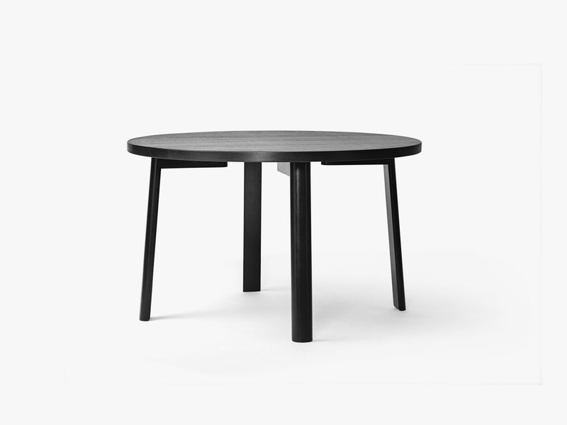 Ease Dining Table Ø140, H73 Oak Black