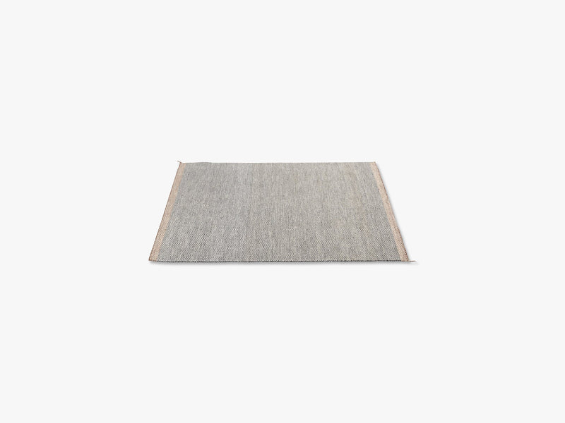 Ply Rug / 170 X 240, 170 x 240 - Black-White