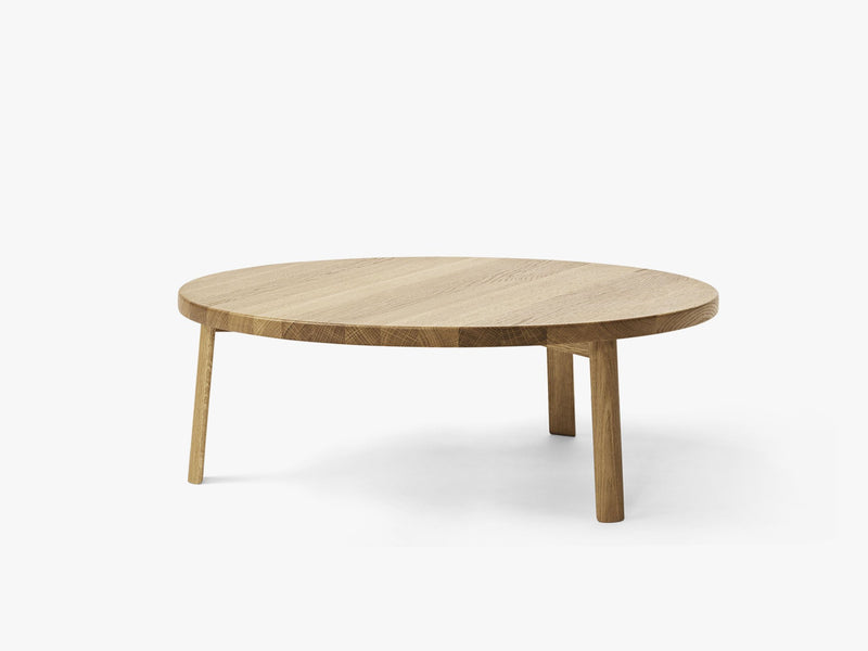 Ease Lounge Table Ø90, H33 Oak Natural