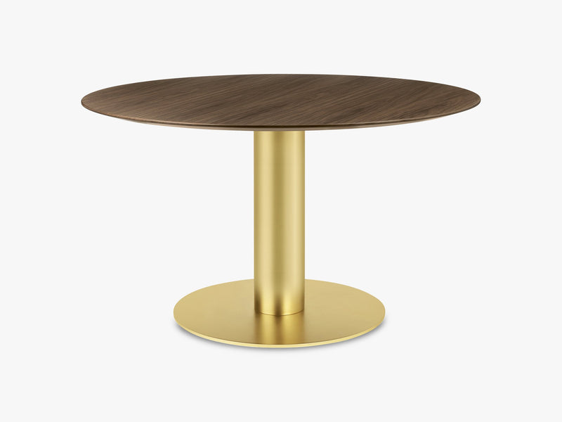 GUBI 2.0 Dining Table - Round - Ø130 - Brass base, Walnut top